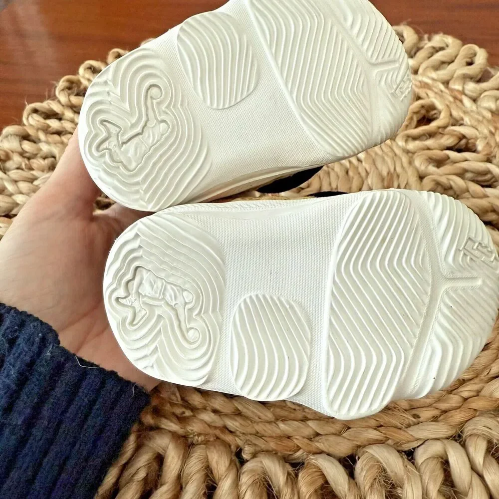 Nike LeBron Little Big Cat Sneakers 2C Baby Lion Slip On Lion‎ Basketball